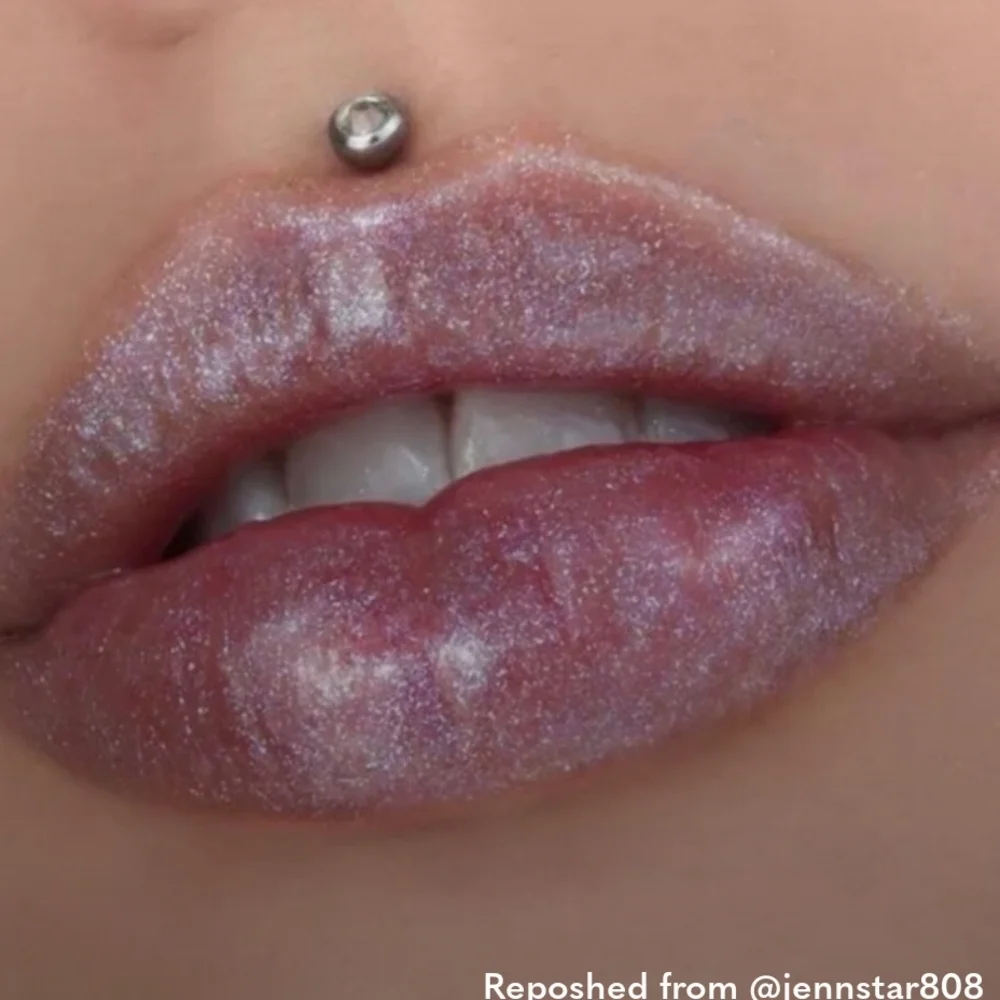 SEQUIN GLASS Jeffree Star Iridescent Lip Gloss